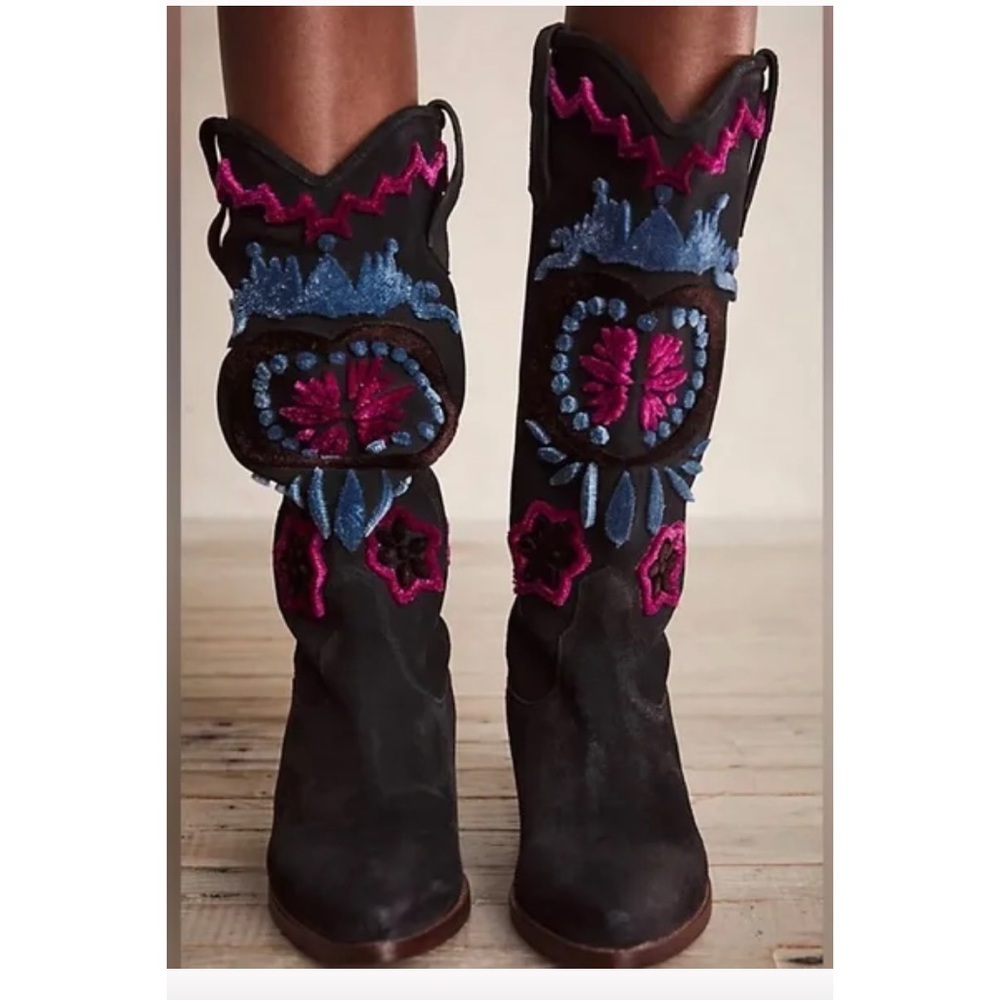 Free People Roundhouse Boots, size 36 or size 5/5.5 - Picture 2 of 5